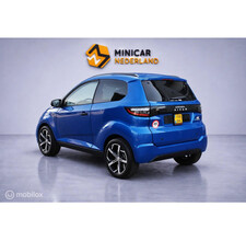 Aixam Aixam E Crossover Premium 2026 354KM 14 maanden garantie