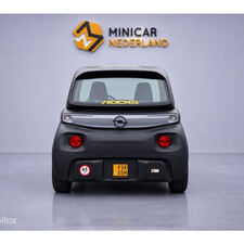 Opel Opel Rocks-e 2024 4748km Bluetooth USB 1 jaar garantie