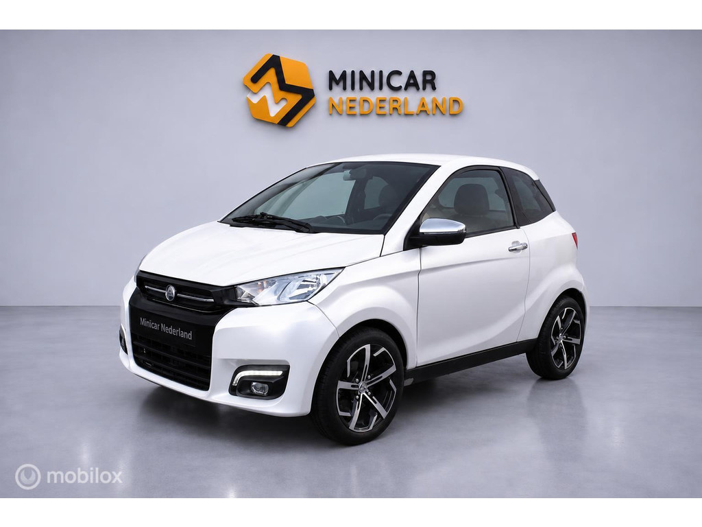 Aixam Aixam E Coupé Premium 2022 Webasto 9" scherm 1 jaar garantie