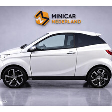 Aixam Aixam E Coupé Premium 2022 Webasto 9" scherm 1 jaar garantie