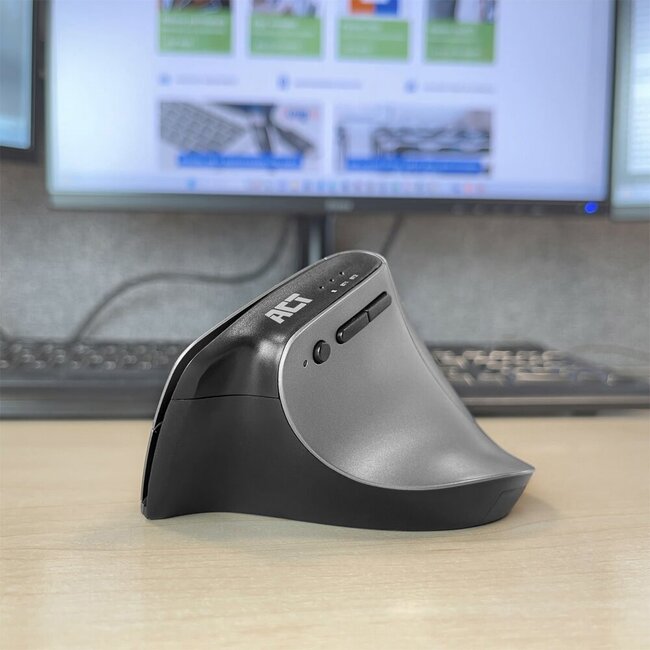 ACT AC5155 | Ergonomische Draadloze Muis | RF-Draadloos + Bluetooth | USB-A en USB-C Receiver | 2400 DPI | Zilver/Zwart