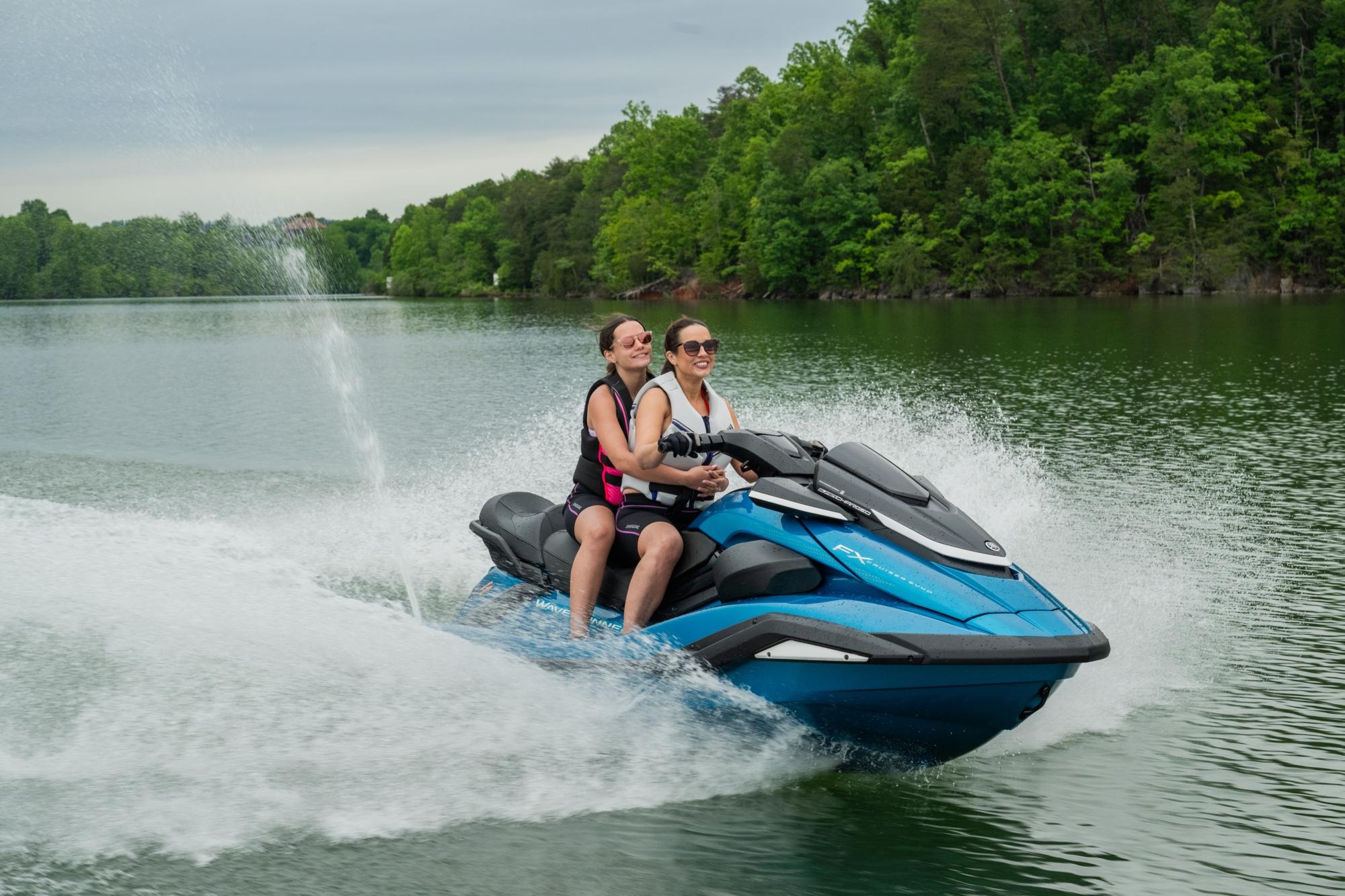 Yamaha FX Cruiser SVHO Waverunner