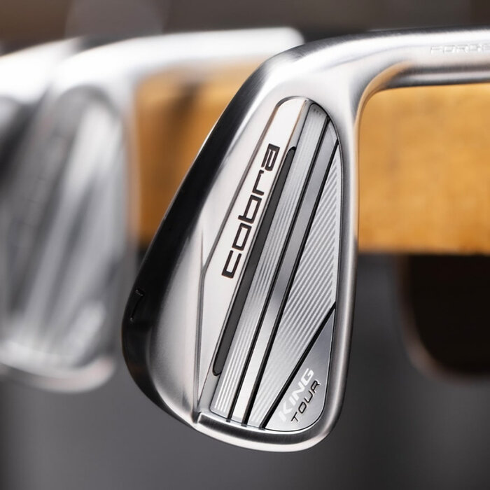 Cobra Cobra King Tour Forged Hierros 4-PW (varilla de acero)