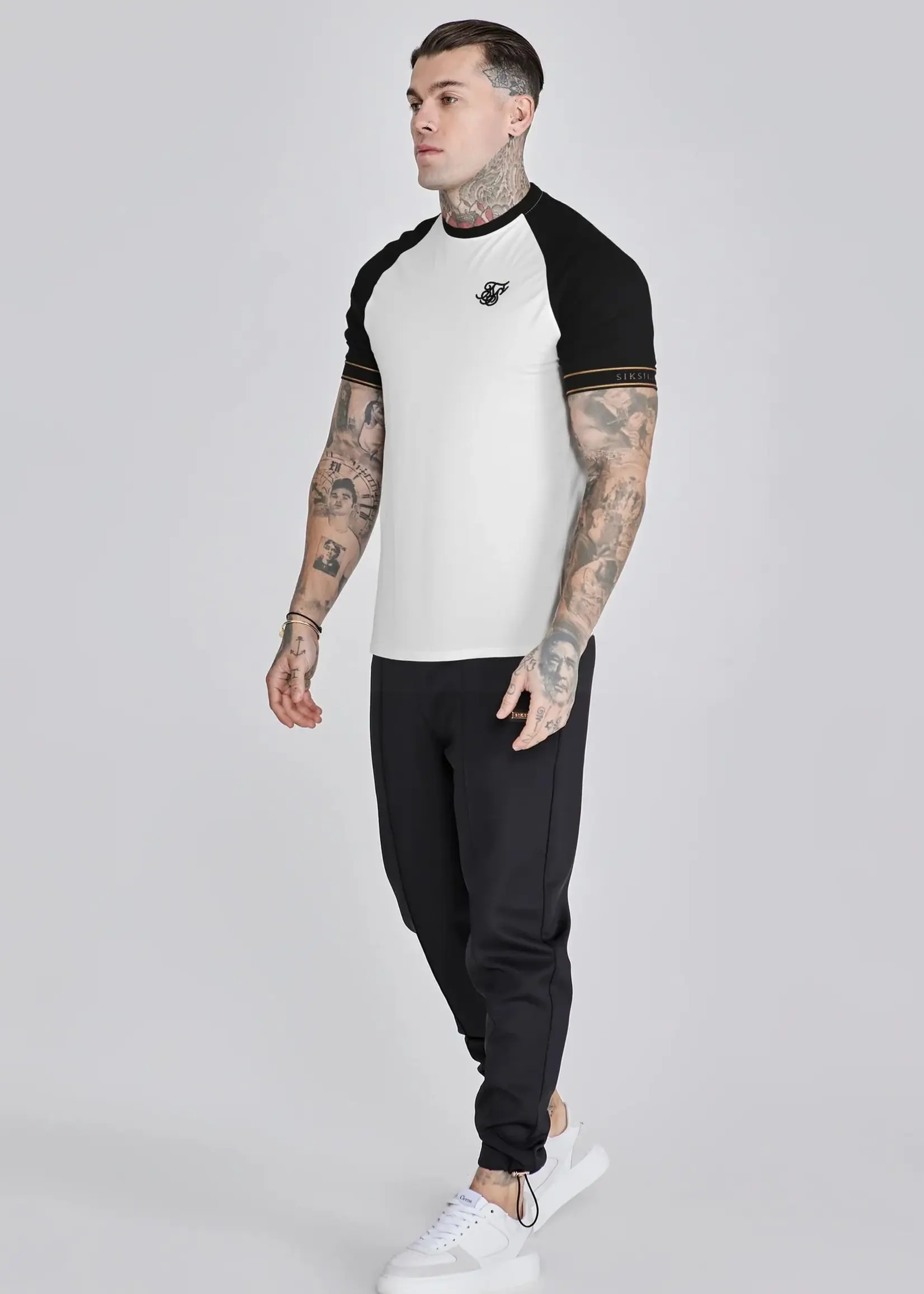 Siksilk t-shirt zwart/wit/gouden letters