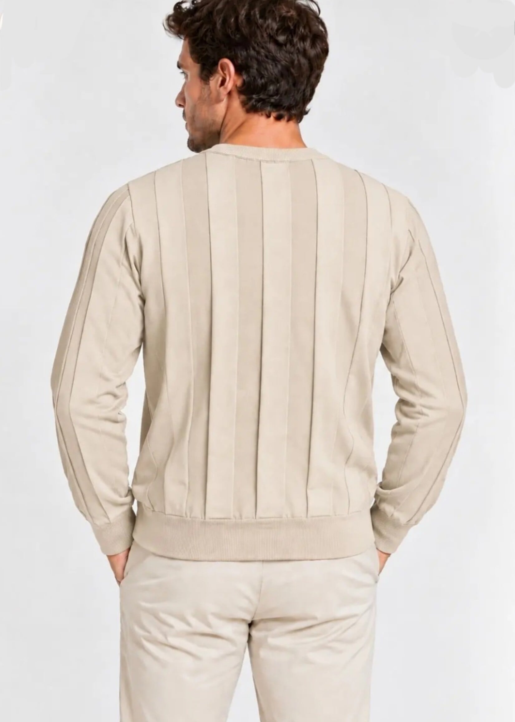 Ribbed elegant sweater - beige