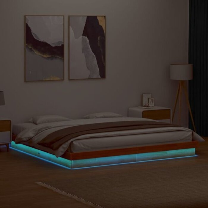 Vidaxl Drewniane łóżko 200x200 cm z LED - 80% taniej