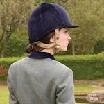 Velvet riding hat with \