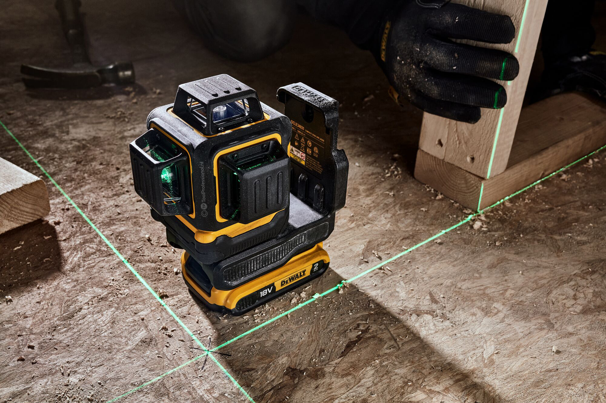 DeWALT DCLE34031 18V 3x360° Laser Groen Compact ToolProfessional.nl