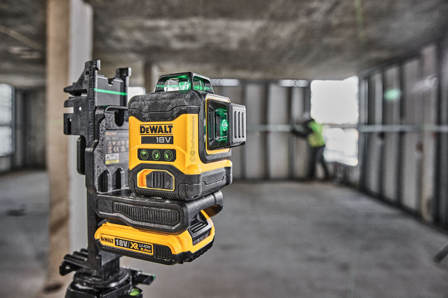 DeWALT DCLE34031 18V 3x360° Laser Groen Compact ToolProfessional.nl