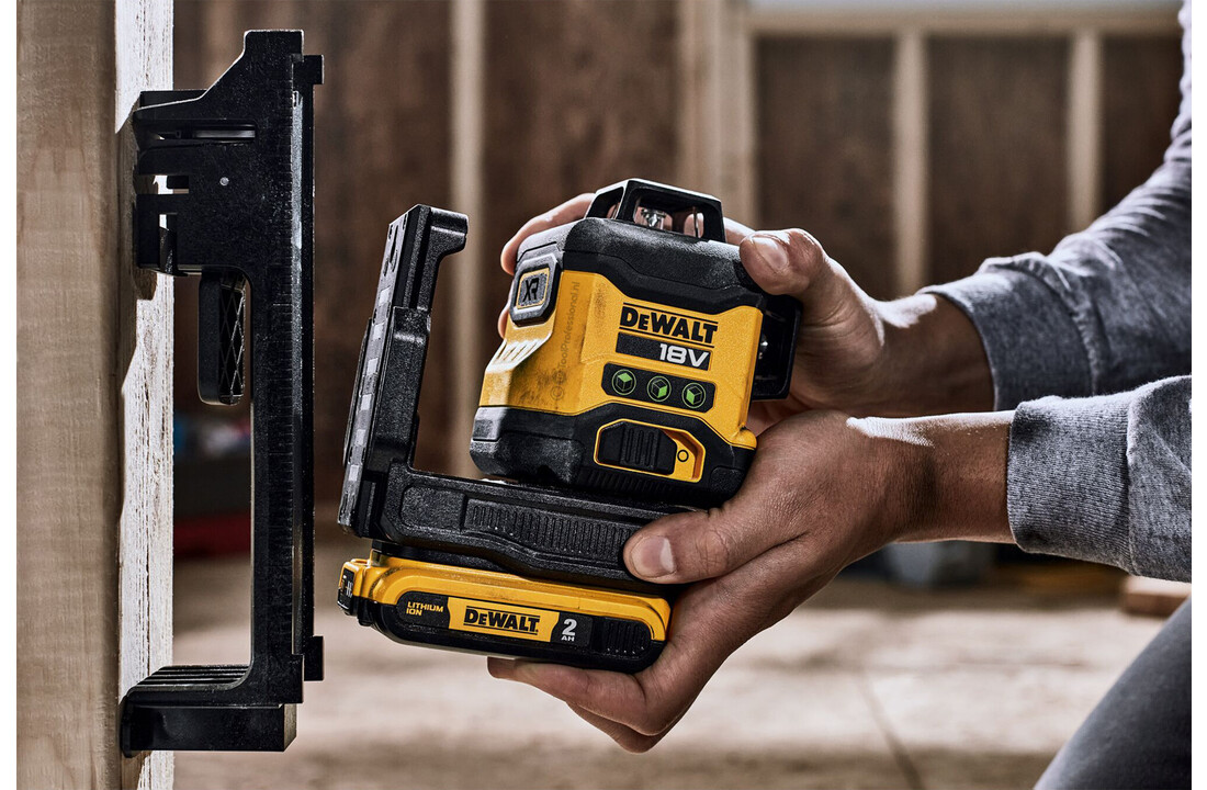 DCLE34031N-XJ Compact 18V 3D Laser Groen