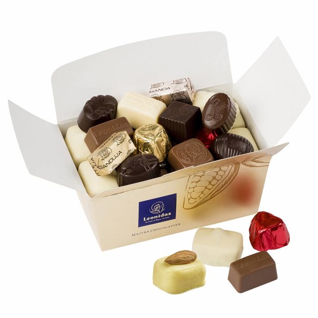 Leonidas Assortiment de 500g de chocolats et une bouteille de Champagne Veuve Clicquot 75cl