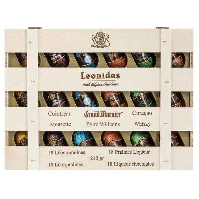 Leonidas Wooden casket 18 chocolates with pure liquor