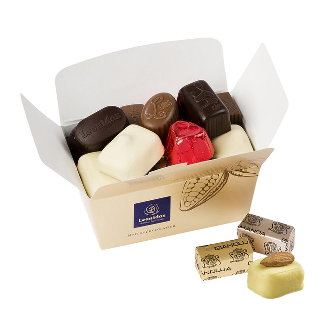Leonidas Assortiment de chocolats et ours en peluche Bobo (30cm)