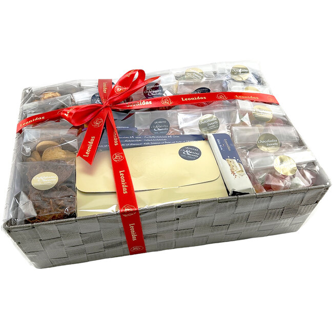 Delicacies Gift Basket MAXI Premium Assortment of Chocolates and Sweets