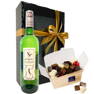 Leonidas 1kg Chocolates and bottle of White Wine 75cl