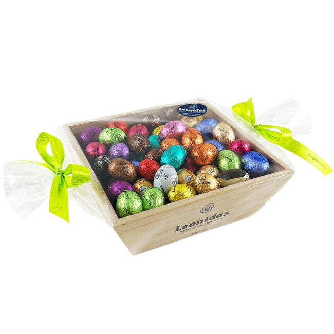 Leonidas Wooden basket - small Easter eggs 1kg