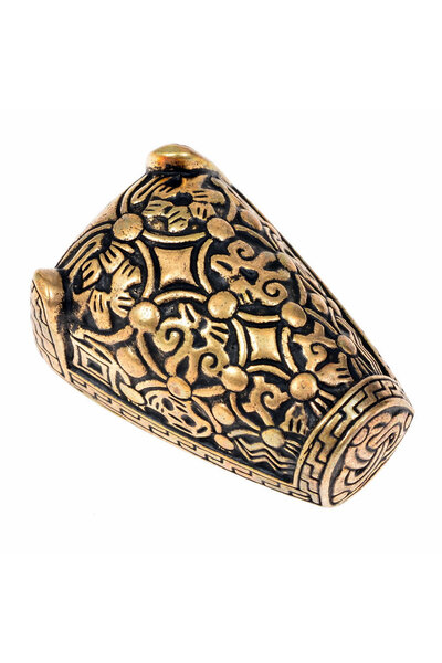 Animal head turtle brooch Gotland, bronze