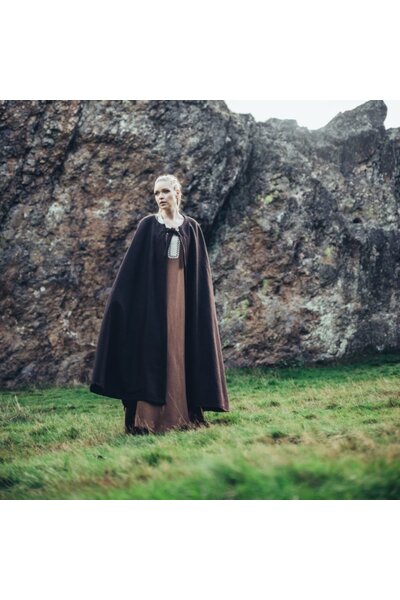Medieval cloak Robin brown
