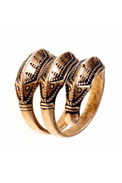 Iron Age ring Himlingoje, bronze