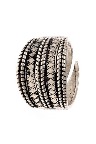 9th-10th century Viking ring Gotland, silvered