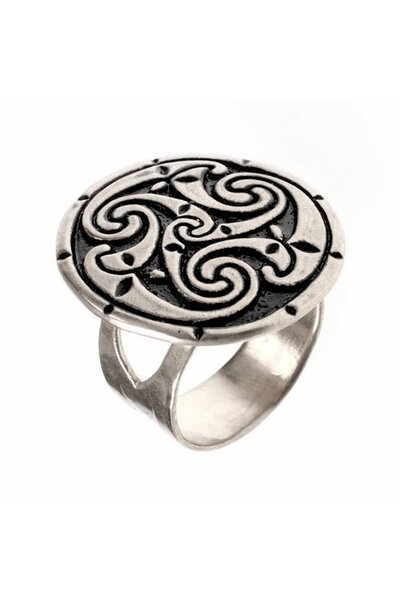 Celtic ring with triskelion, silvered