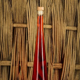 Glass bottle 500 ml with cork