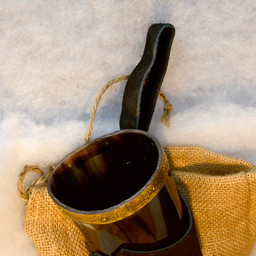 Drinking horn Rollo with leather holder