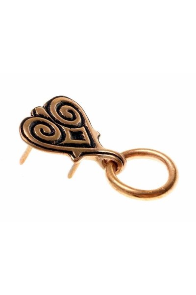 Heart-shaped Viking belt fitting with ring