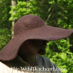 Hat Guthrie, brown