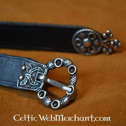 15th century belt with belt end London, brown leather, silvered buckle