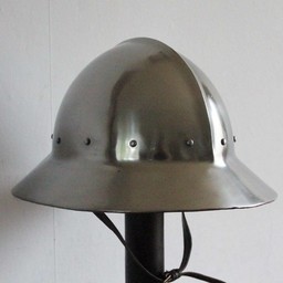 Kettle hat, 14th century