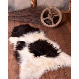 Nordic sheep skin black-white