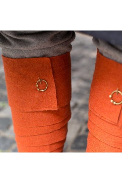 Fibula for leg wrappings, pair
