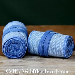 Leg wrappings with herringbone motive, blue