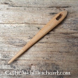 Wooden needle binding needle