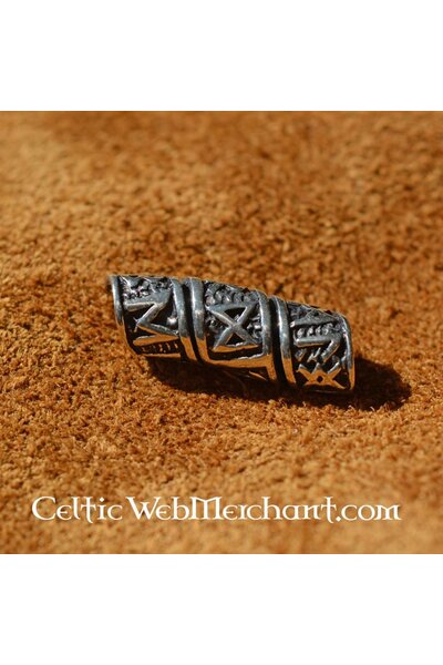 Silver beardbead with runic inscriptions
