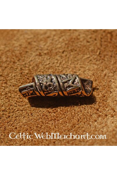 Bronze beardbead with runic inscriptions