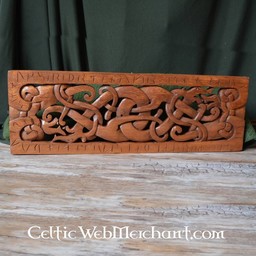 Urnes-style wood carving