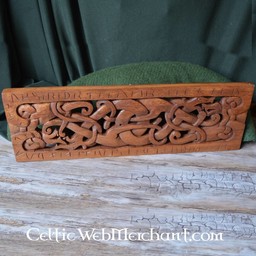 Urnes-style wood carving