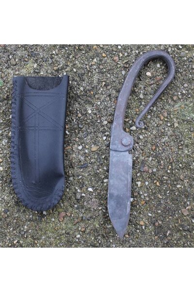 Folding knife