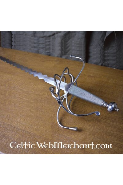 Rapier with flamberge blade