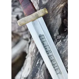 Rusvik Viking sword Petersen E1 Gnezdovo