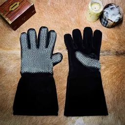 Chain mail gloves, unriveted round rings