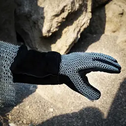 Chain mail gloves, unriveted round rings