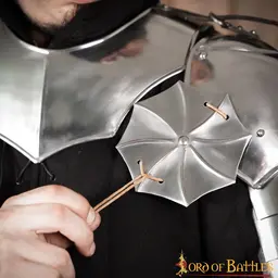 Gothic pauldrons with roundels