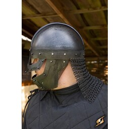 Viking spectacle helmet with chainmail