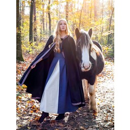 Embroidered cloak Lyra, black