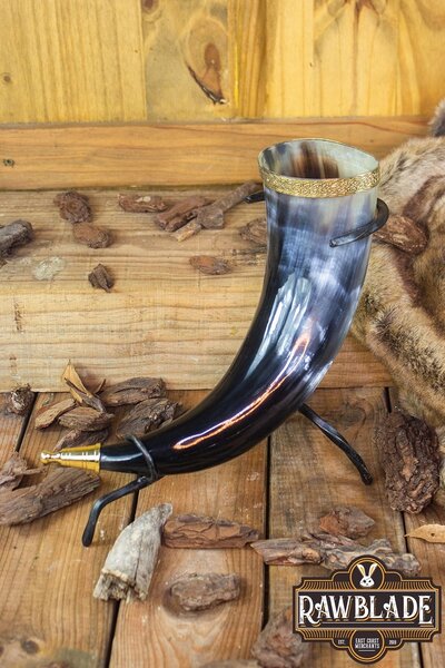 Jarl Ornamented Horn