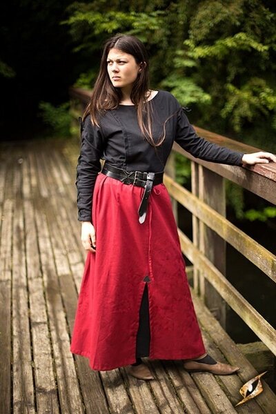 Battle skirt, red