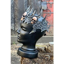 Latex tiara with skulls